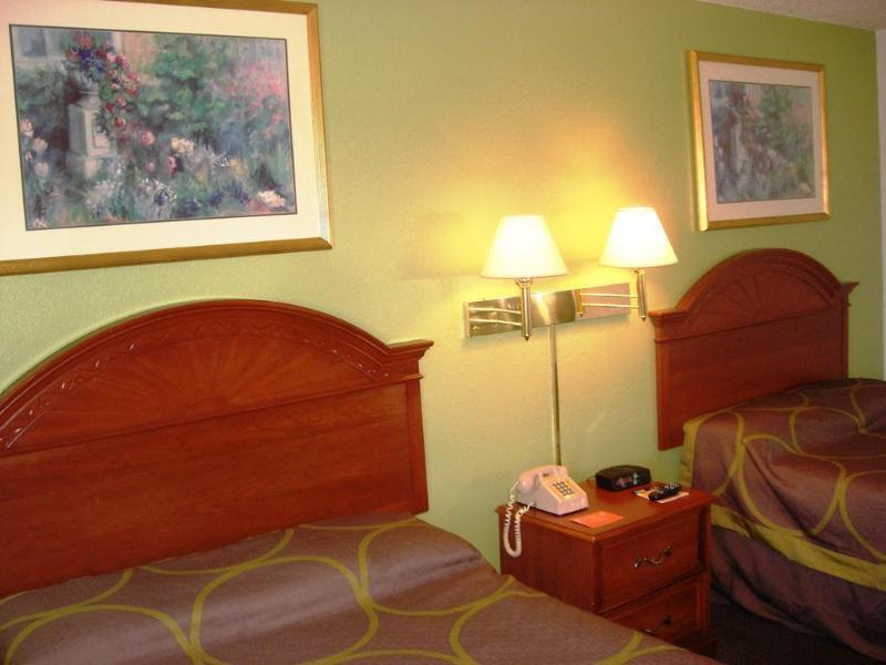 Super 8 By Wyndham Merrillville Exterior foto